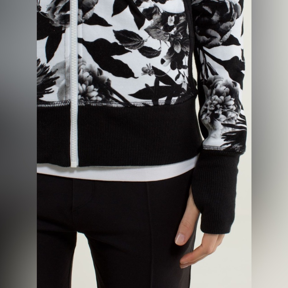 Rare Lululemon Calm & Cozy Jacket - Picture 12 of 14